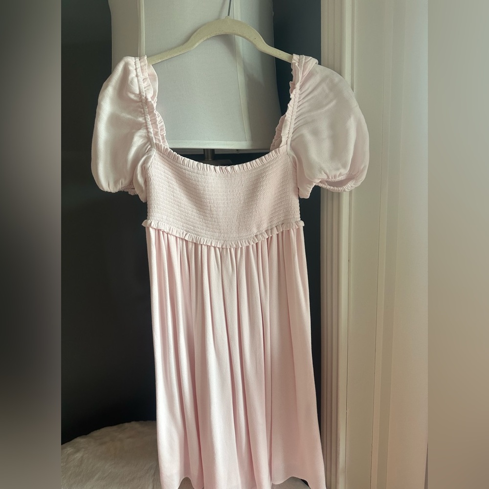 Aritzia. Sun Deh dress. Light pink. Size xs. Worn twice.